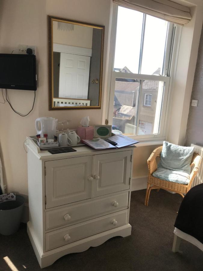 Ivy Bank Guest House Тенби Екстериор снимка